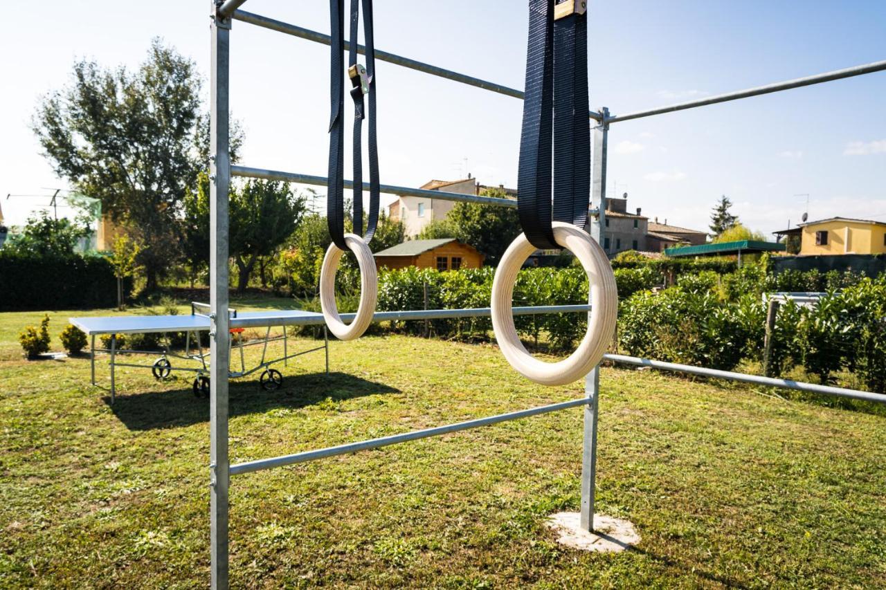 西纳伦加Borgo Terrosi住宿加早餐旅馆 外观 照片